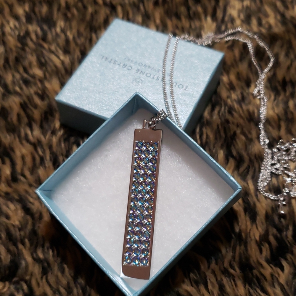 Touchstone Crystal long necklace with crystal pend